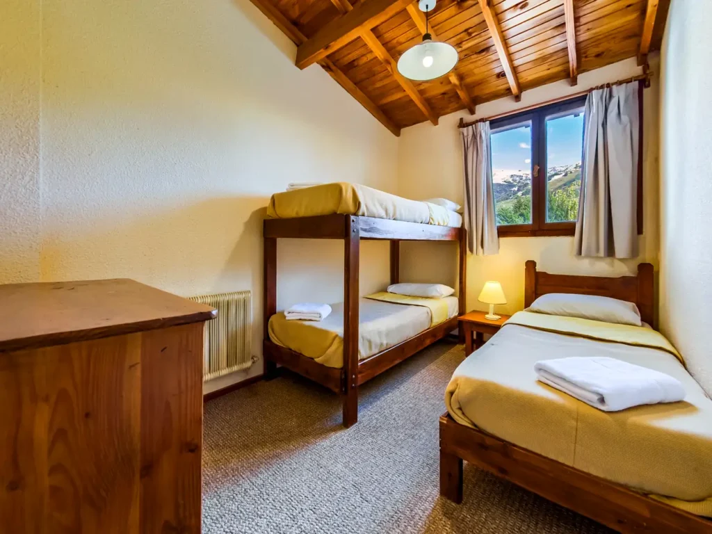 Apartur Catedral - Dúplex – 6 personas - Dormitorio triples