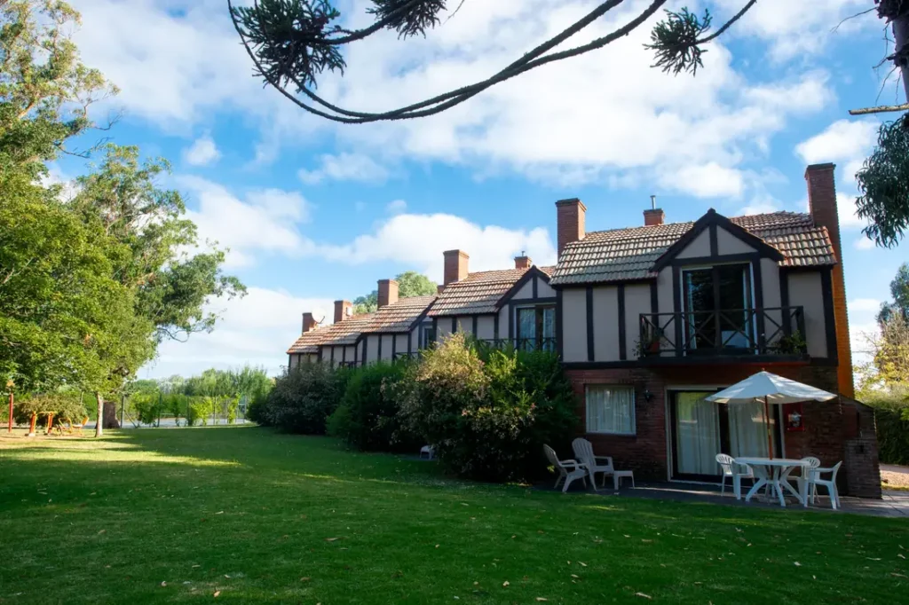 Apartur Mar del Plata - Hotel - Casas Jardin