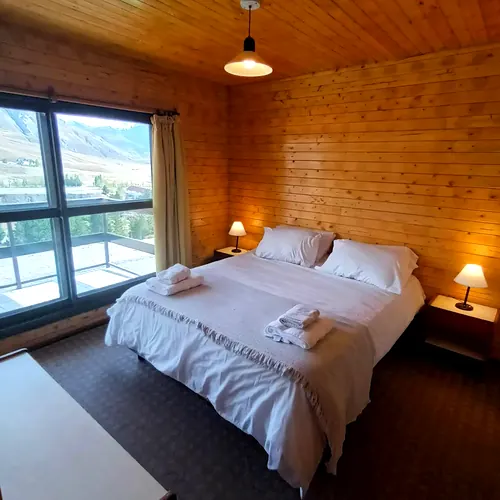 Apartur-Las-Lenas-Hotel-Habitacion-Cama-Doble